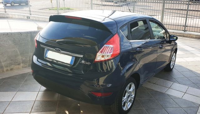 FORD FIESTA 1.4 5P. BZ.- GPL TITANIUM - foto 9