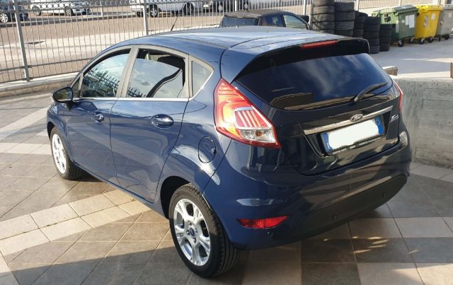 FORD FIESTA 1.4 5P. BZ.- GPL TITANIUM - foto 10