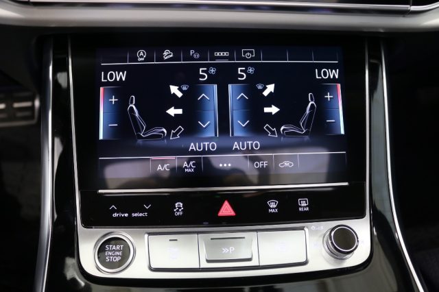 AUDI Q8 55 TFSI QUATTRO TIPTRONIC SPORT - foto 14