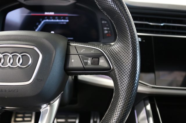 AUDI Q8 55 TFSI QUATTRO TIPTRONIC SPORT - foto 31