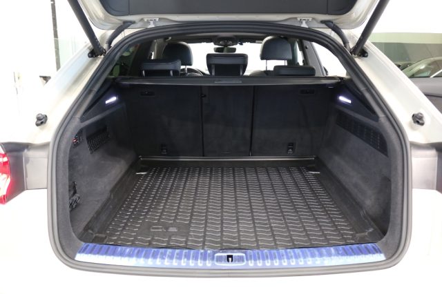 AUDI Q8 55 TFSI QUATTRO TIPTRONIC SPORT - foto 18