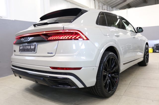 AUDI Q8 55 TFSI QUATTRO TIPTRONIC SPORT - foto 6