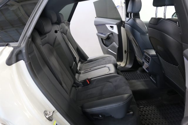 AUDI Q8 55 TFSI QUATTRO TIPTRONIC SPORT - foto 12