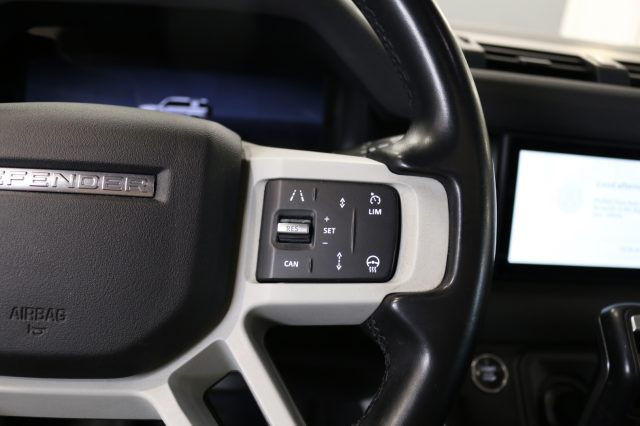 LAND ROVER DEFENDER 110 3.0D I6 200 CV  X-DYNAMIC SE - foto 21