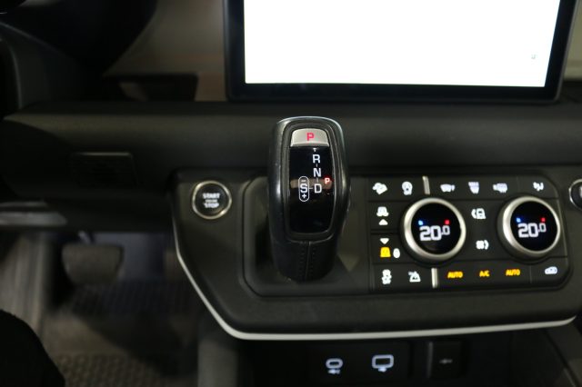 LAND ROVER DEFENDER 110 3.0D I6 200 CV  X-DYNAMIC SE - foto 22