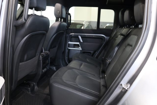 LAND ROVER DEFENDER 110 3.0D I6 200 CV  X-DYNAMIC SE - foto 17