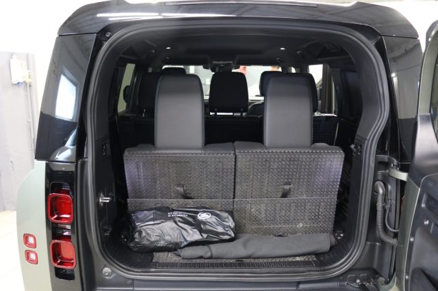 LAND ROVER DEFENDER 110 3.0D I6 250 CV AWD  X-DYNAMI - foto 19