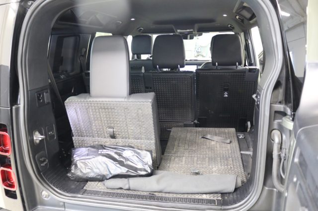 LAND ROVER DEFENDER 110 3.0D I6 250 CV AWD  X-DYNAMI - foto 20
