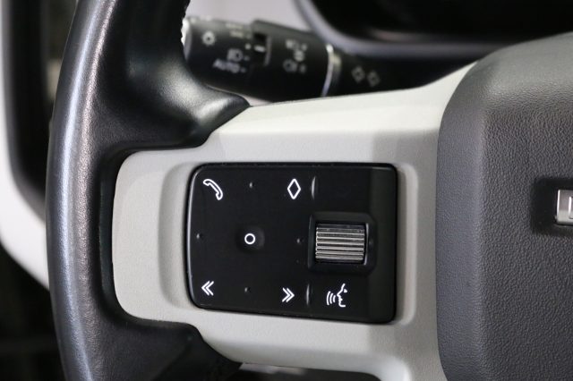 LAND ROVER DEFENDER 110 3.0D I6 250 CV AWD  X-DYNAMI - foto 27