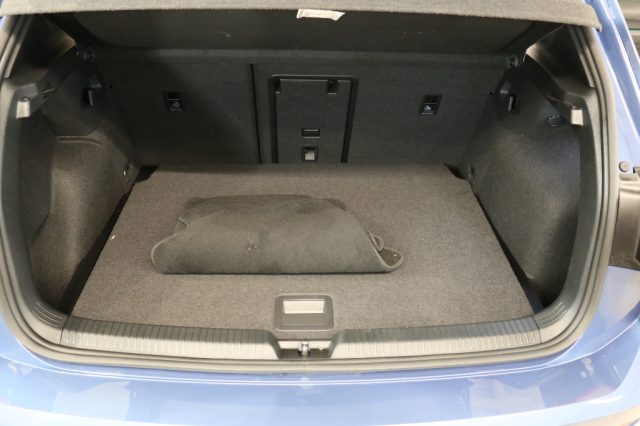 VOLKSWAGEN GOLF 2.0 TDI 150 CV DSG SCR R-LINE PL - foto 23