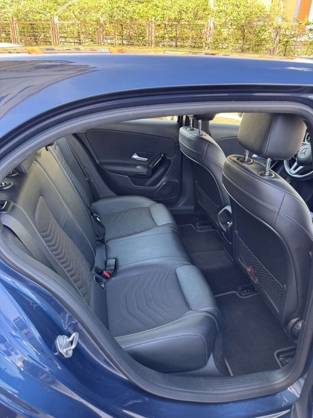 MERCEDES-BENZ A 180 D SPORT CAMBIO AUTOMATICO - foto 6