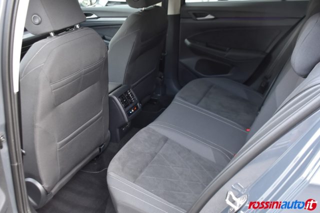 VOLKSWAGEN GOLF 8 1.5 ETSI 131 CV DSG STYLE + NA - foto 12