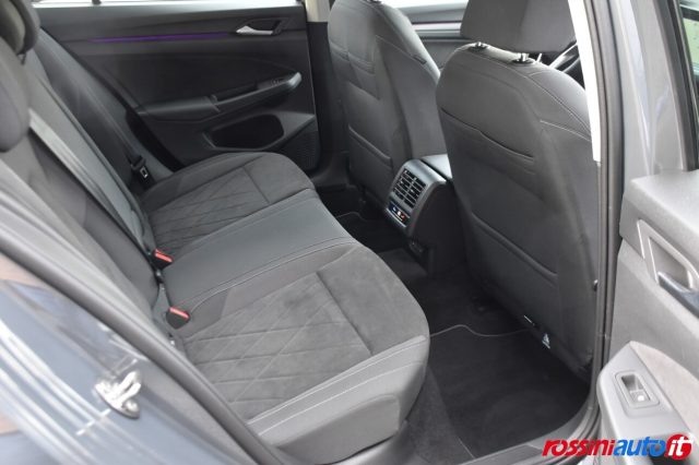 VOLKSWAGEN GOLF 8 1.5 ETSI 131 CV DSG STYLE + NA - foto 13