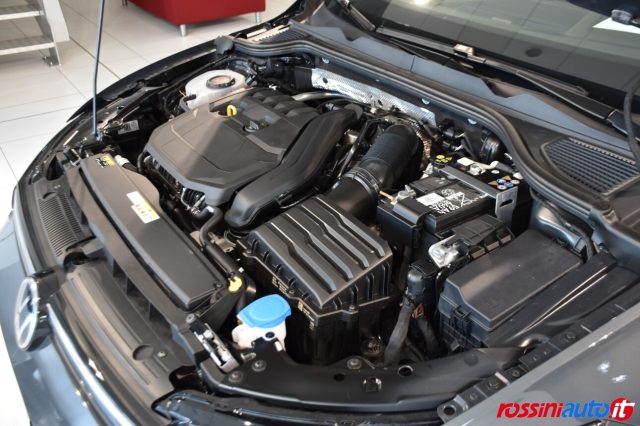 VOLKSWAGEN GOLF 8 1.5 ETSI 131 CV DSG STYLE + NA - foto 15