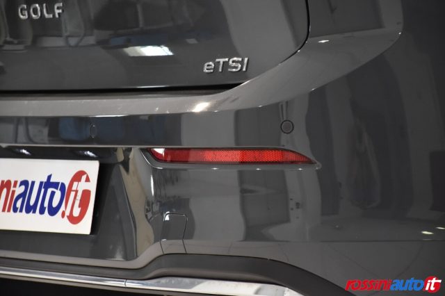 VOLKSWAGEN GOLF 8 1.5 ETSI 131 CV DSG STYLE + NA - foto 30
