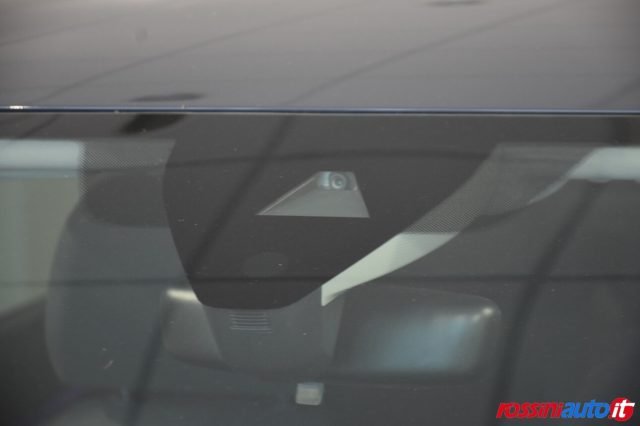 VOLKSWAGEN GOLF 8 1.5 ETSI 131 CV DSG STYLE + NA - foto 32