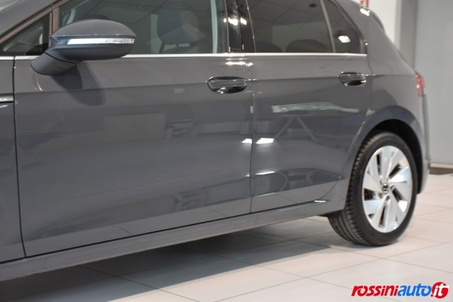 VOLKSWAGEN GOLF 8 1.5 ETSI 131 CV DSG STYLE + NA - foto 33