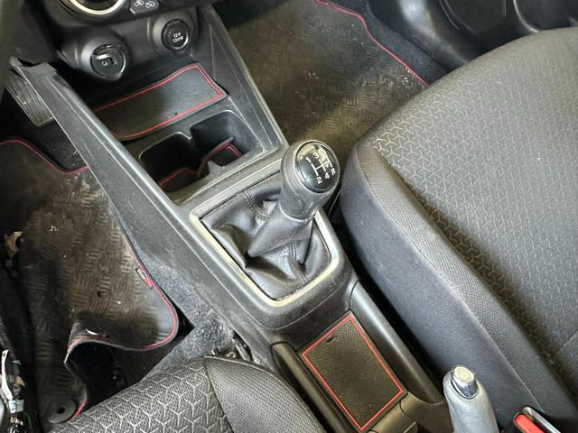 SUZUKI SWIFT 1.2 HYBRID TOP - foto 19