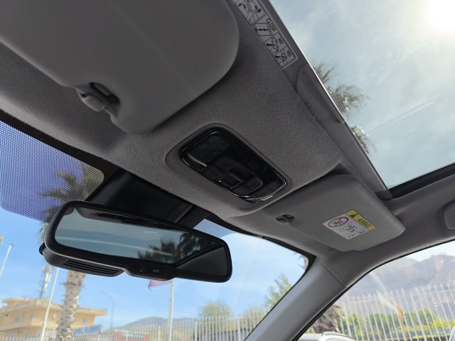 TOYOTA YARIS CROSS 1.5 HYBRID 5P. E-CVT LOUNGE - foto 15