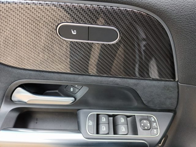 MERCEDES-BENZ GLA 200 D AMG PREMIUM 150CV AUTO PACK LU - foto 17