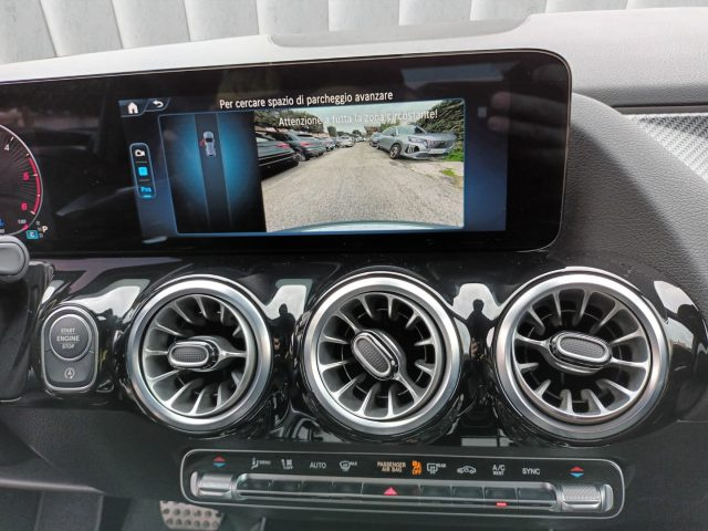 MERCEDES-BENZ GLA 200 D AMG PREMIUM PACK NIGHT 150CV A - foto 16