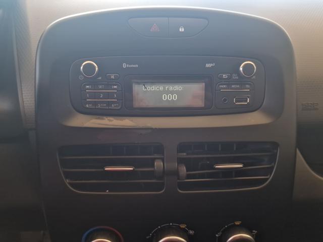 RENAULT CLIO 1.2 75CV GPL 5 PORTE LIVE - foto 18