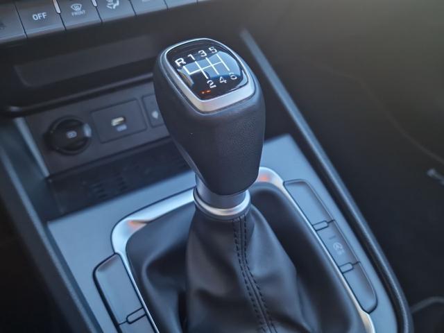 HYUNDAI KONA 1.0 T-GDI HYBRID 48V IMT XLINE - foto 17