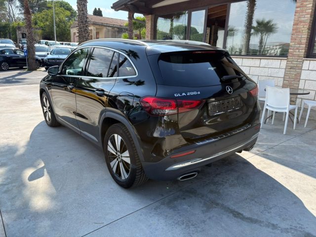 MERCEDES-BENZ GLA 200 D AUTOMATIC PREMIUM AMG - foto 7