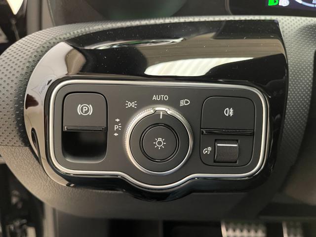 MERCEDES-BENZ A 220 D AMG LINE PREMIUM AUTO-RETROCAM - foto 34
