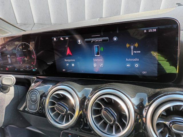 MERCEDES-BENZ GLA 200 D AMG PREMIUM 150CV AUTO PACK LU - foto 14