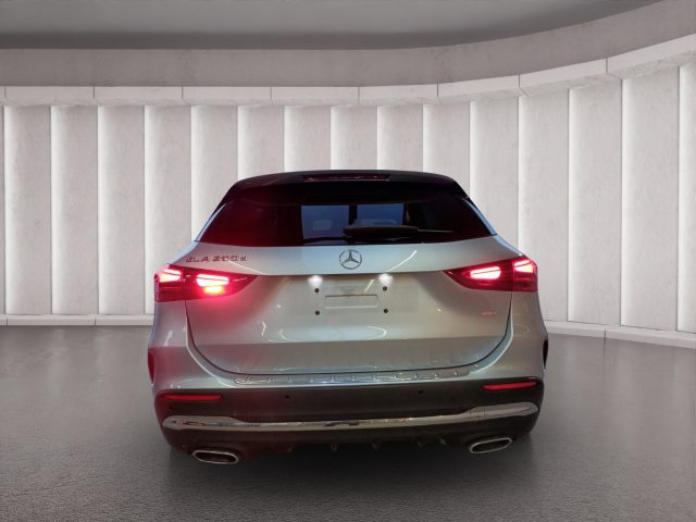MERCEDES-BENZ GLA 200 D AMG PREMIUM 150CV AUTO PACK LU - foto 6