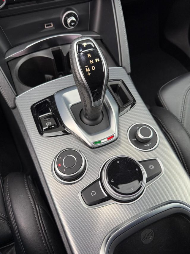 ALFA ROMEO STELVIO 2.2 210CV AT8 Q4 VELOCE GARANZIA - foto 20