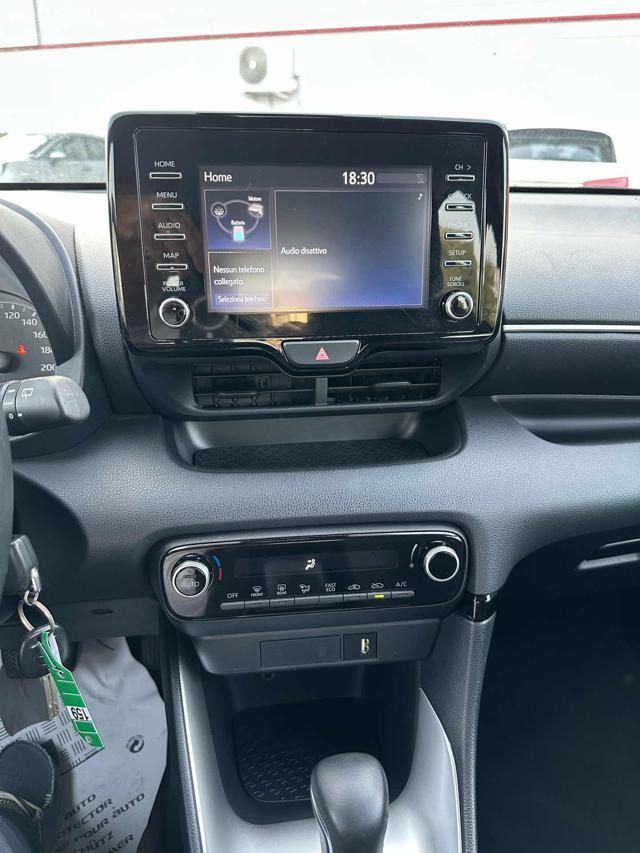 TOYOTA YARIS 1.5 HYBRID 5 PORTE STYLE - foto 11