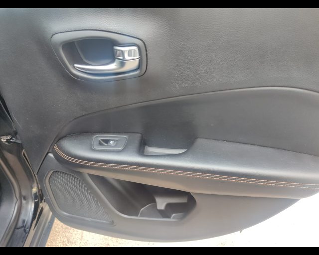 JEEP COMPASS 2.0 MULTIJET II 4WD LIMITED - foto 18