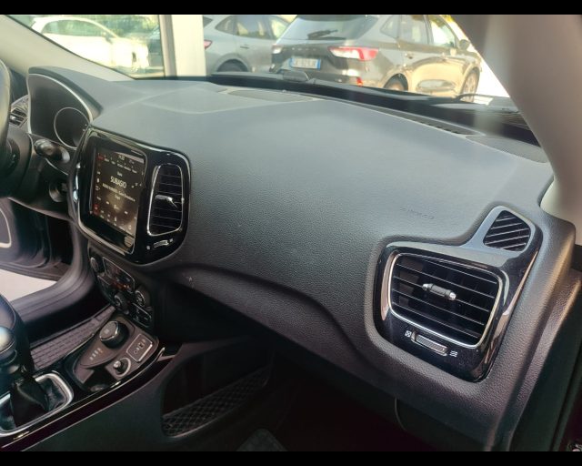 JEEP COMPASS 2.0 MULTIJET II 4WD LIMITED - foto 30