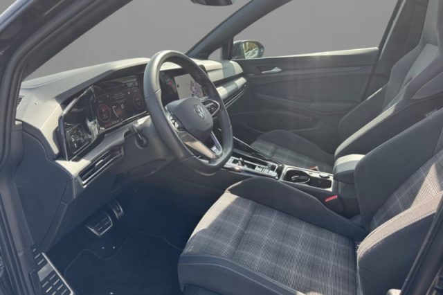 VOLKSWAGEN GOLF 2.0 TDI DSG GTD - foto 4