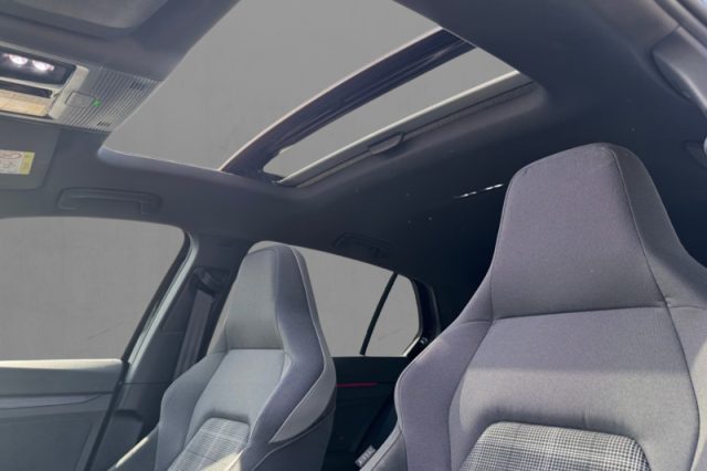 VOLKSWAGEN GOLF 2.0 TDI DSG GTD - foto 5