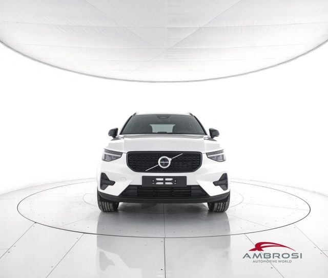 VOLVO XC40 B3 MILD HYBRID BENZINA CORE - foto 5