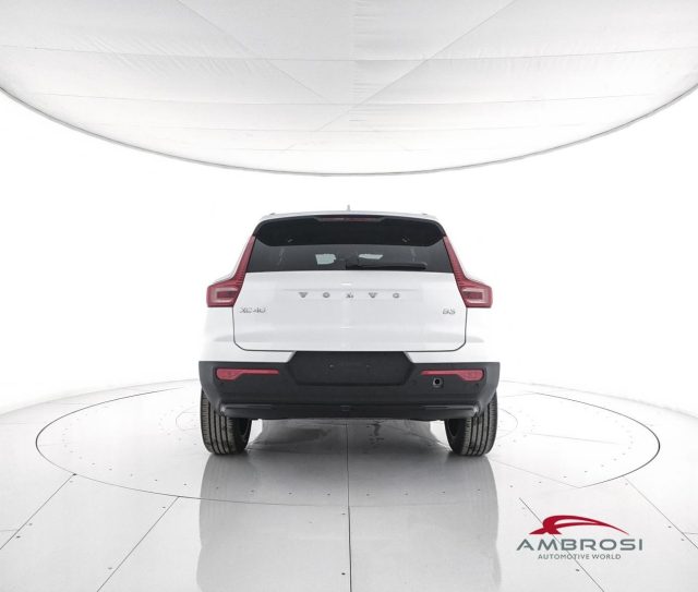 VOLVO XC40 B3 MILD HYBRID BENZINA CORE - foto 6