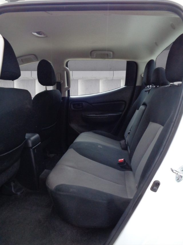 MITSUBISHI L200 2300 D DOUBLE CAB 4X4 CARPLAY IT - foto 7