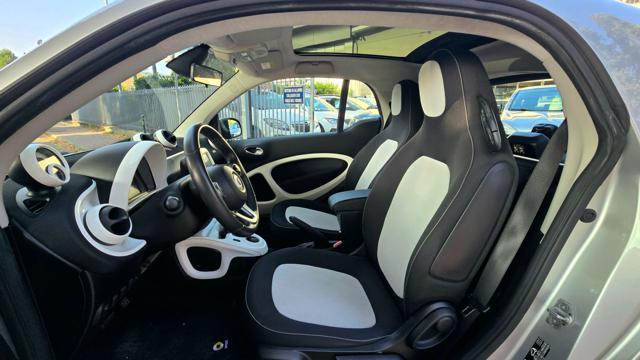 SMART FORTWO EQ VELVET BLACK OK NEOPATENTATI - foto 16