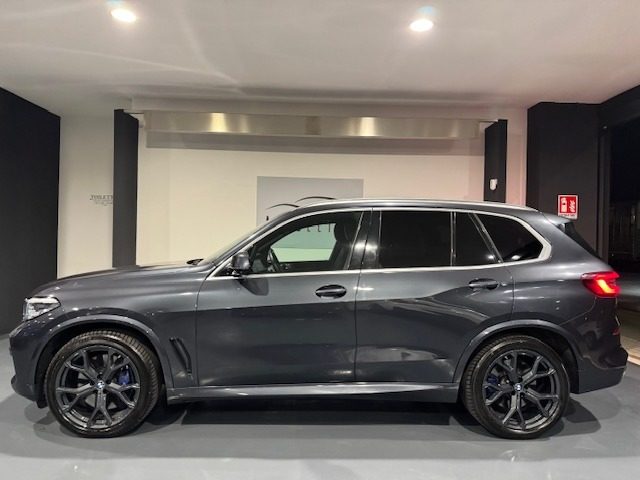 BMW X5 XDRIVE 30D 265CV M-SPORT 7 POSTI - foto 7