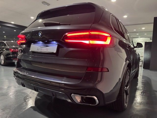 BMW X5 XDRIVE 30D 265CV M-SPORT 7 POSTI - foto 6