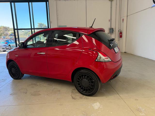 LANCIA YPSILON 1.0 FIREFLY 5 PORTE S&S HYBRID E - foto 6