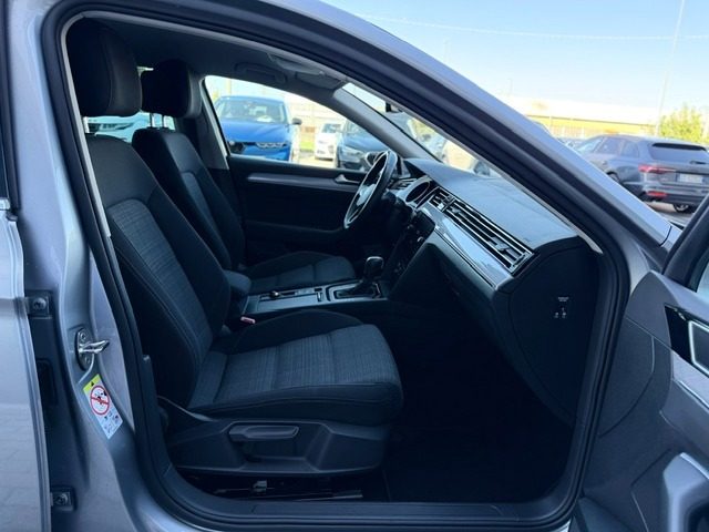 VOLKSWAGEN PASSAT 2.0 TDI SCR EVO DSG BUSINESS - foto 15