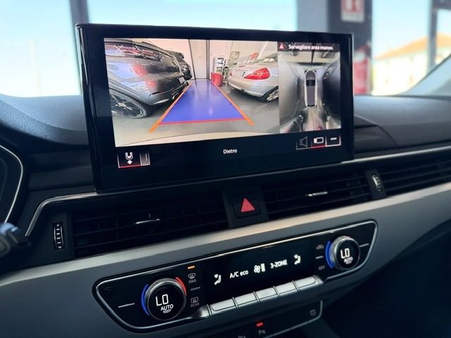 AUDI A4 AVANT 40 TDI 190CV*R19*FARI MATR - foto 11