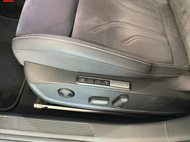 VOLKSWAGEN GOLF 1.5 ETSI 150 CV ACT DSG STYLE - foto 7