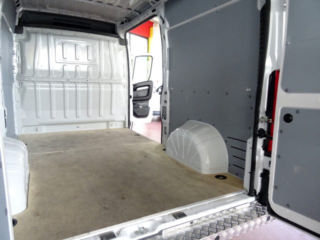 PEUGEOT BOXER 33Q 2.2 BLUEHDI 140 S&S PM-TM FU - foto 15