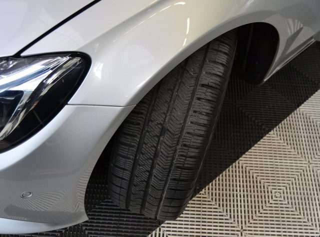 MERCEDES-BENZ C 180 AUT. SPORT "TETTO-PELLE-COMAND-L - foto 25