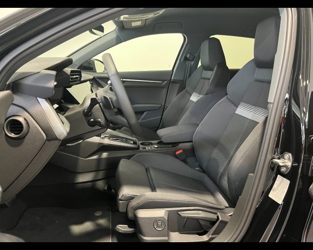 AUDI A3 SPORTBACK 40 TFSI E S-TRONIC BUS - foto 9